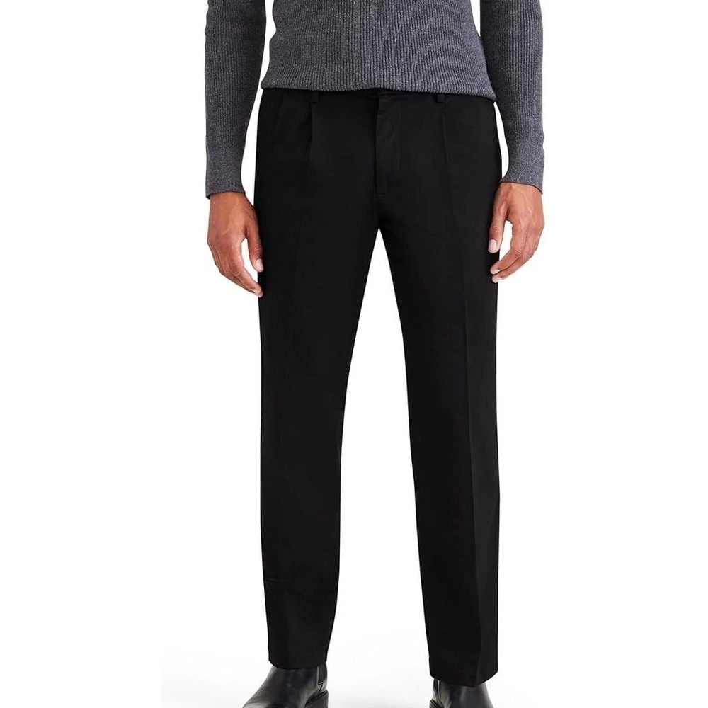 NWT Dockers Signature Khaki Pleated Pants Men's 40x32 Black Cotton